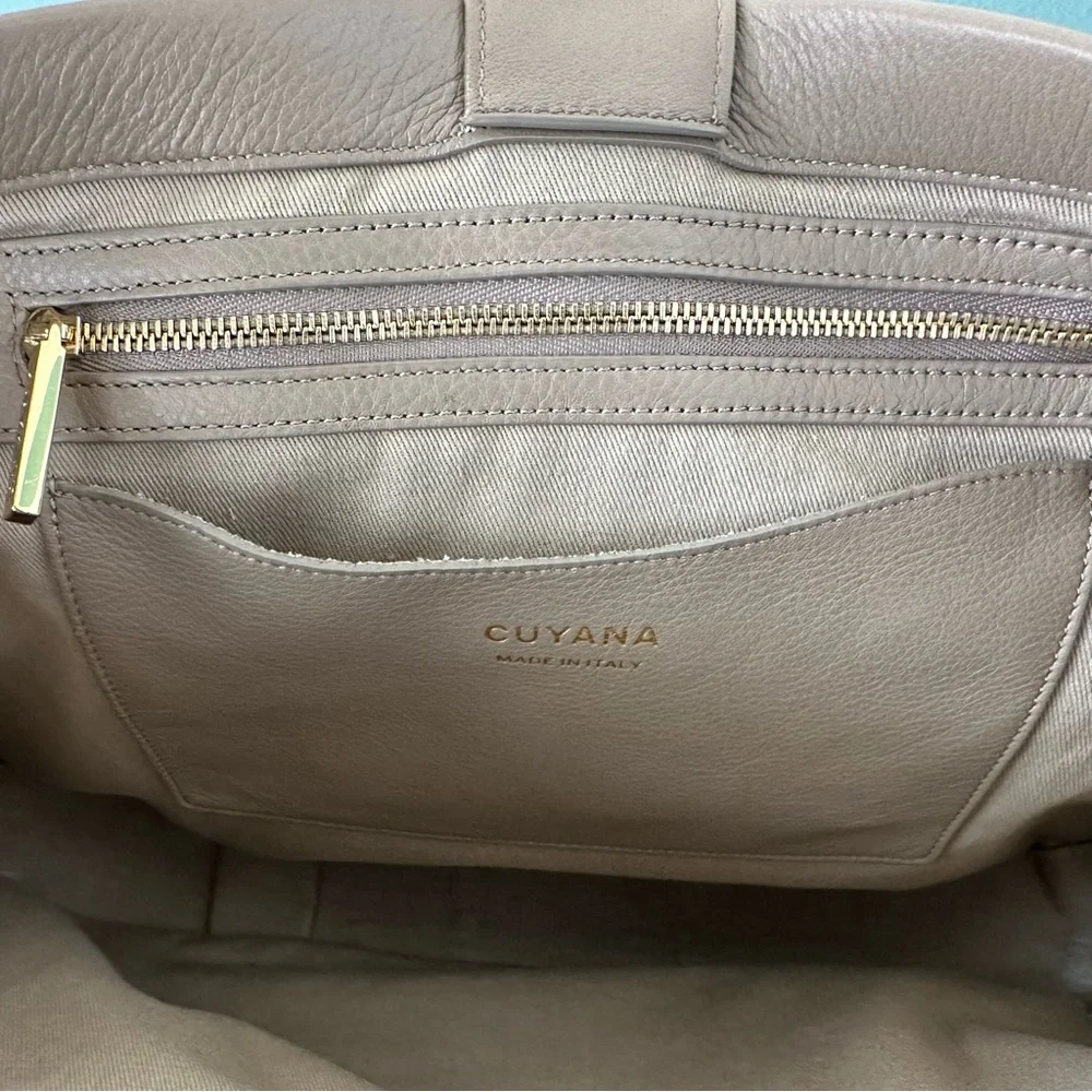 Cuyana Leather Convertible Satchel Backpack Tote Bag in Taupe - Picture 10 of 13